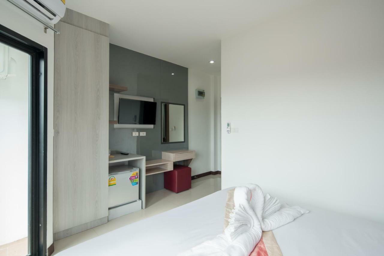 Baan Thai Beach Side Residence Patong Экстерьер фото
