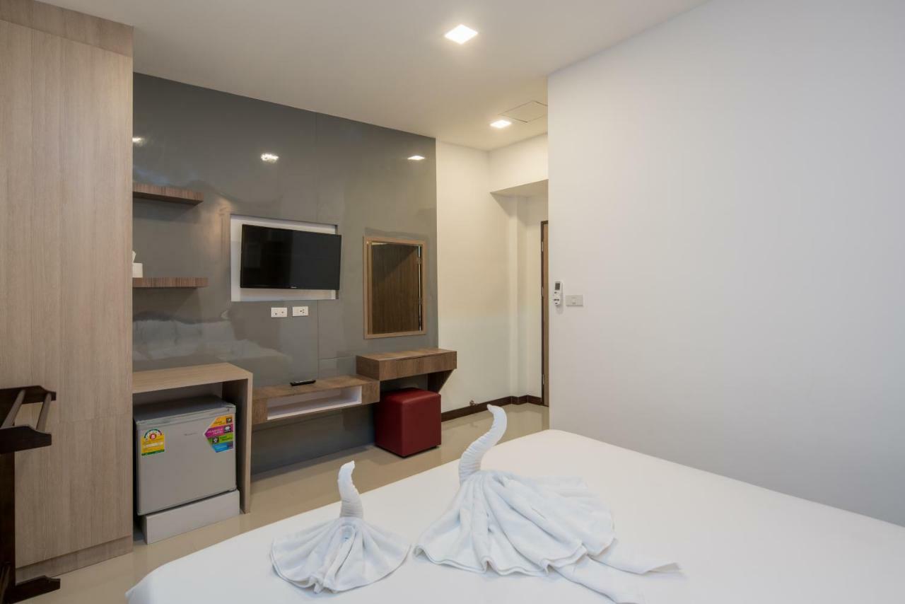 Baan Thai Beach Side Residence Patong Экстерьер фото