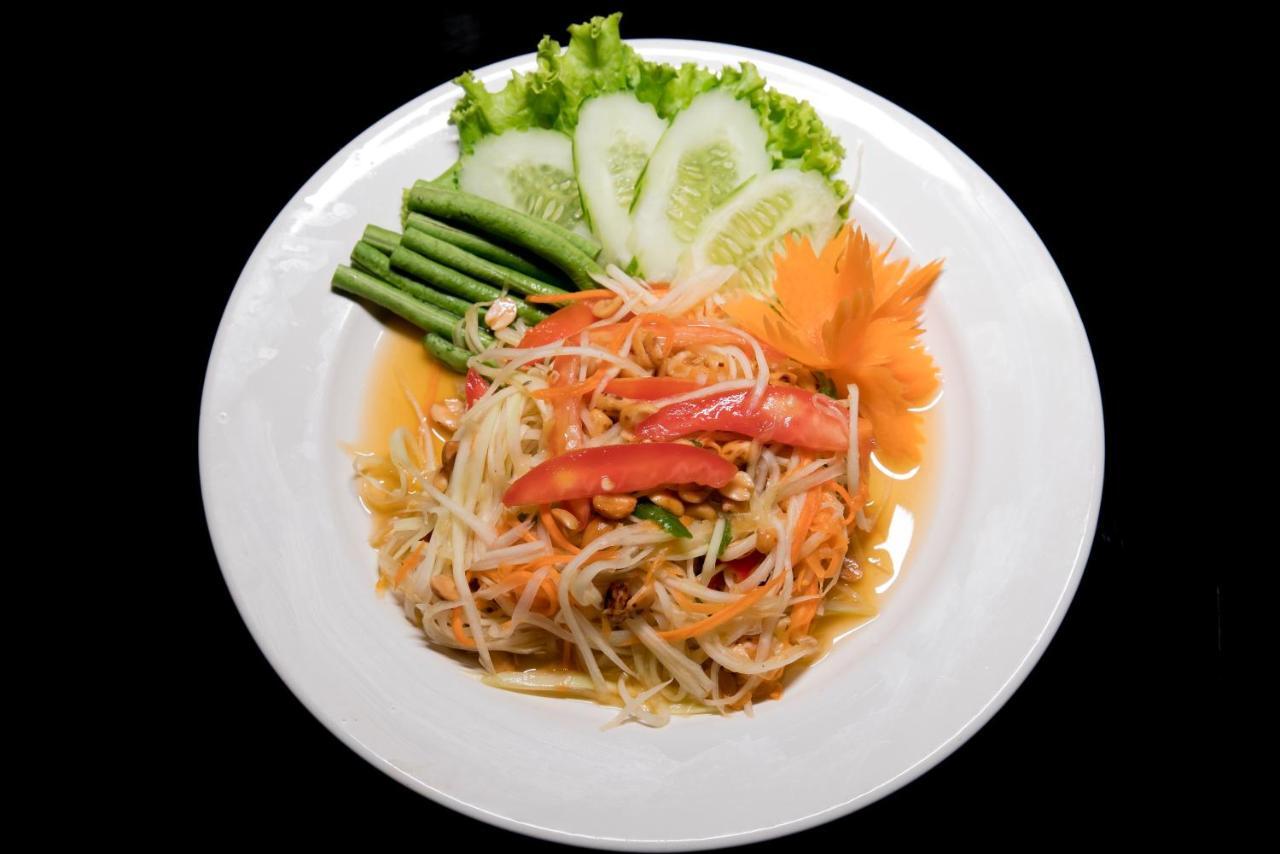 Baan Thai Beach Side Residence Patong Экстерьер фото